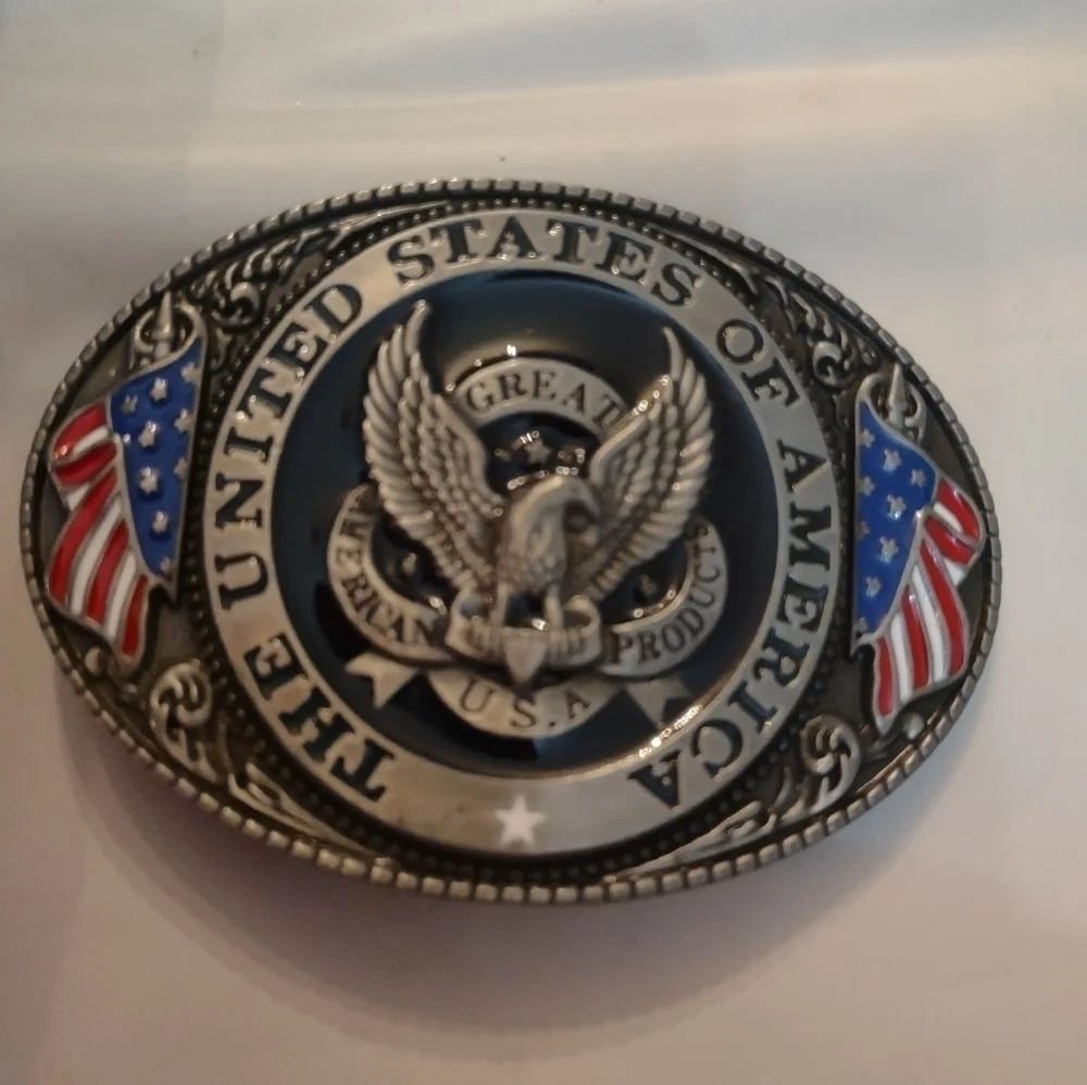 New men's patriotic American Flag belt buckle